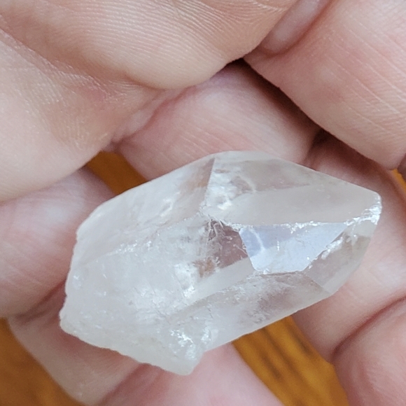 #4 Raw Quartz Crystal - Picture 6 of 7
